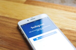 インスタライブのコメント欄が表示されない原因は？その対処方法は？